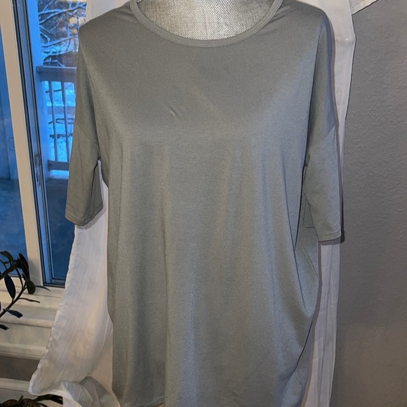 Lularoe XS Irma - Picture 1 of 2